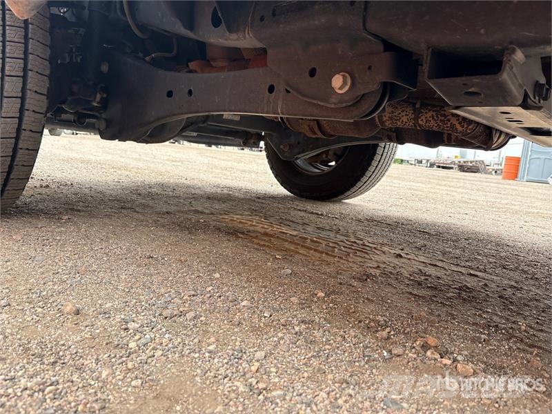 Ford F-350 XL 4x4 Extended Cab Pickup Ostalo