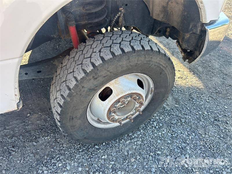 Ford F-350 XL 4x4 Extended Cab Utility Truck شاحنات خفيفة/مفصلية الجوانب