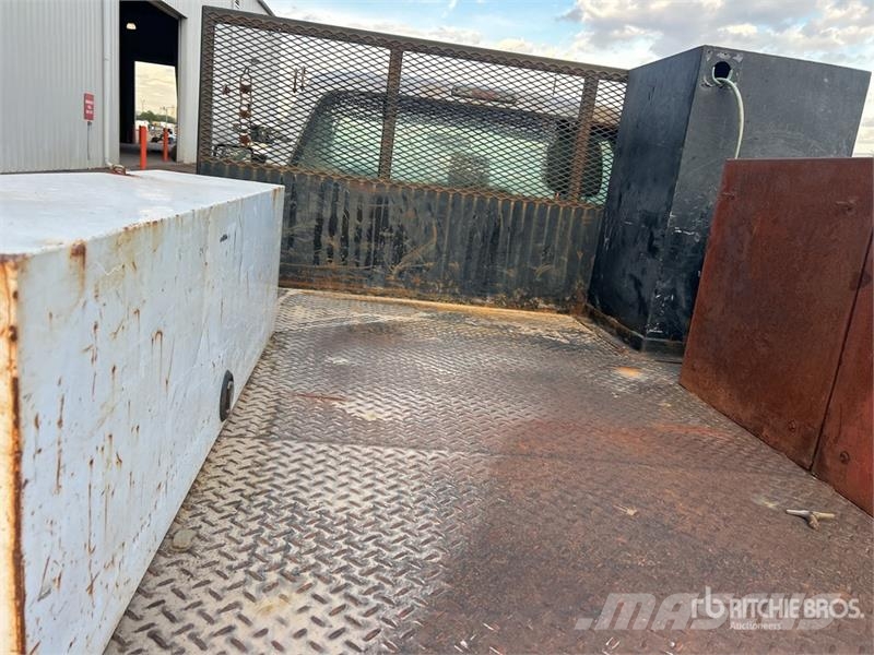 Ford F-350 XL 4x4 Flatbed Truck Flatbed/Dropside trucks