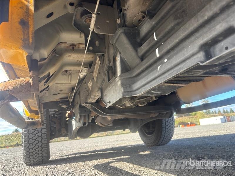 Ford F-350 XL 4x4 Pickup Drugi