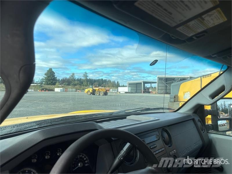 Ford F-350 XL 4x4 Pickup Drugi
