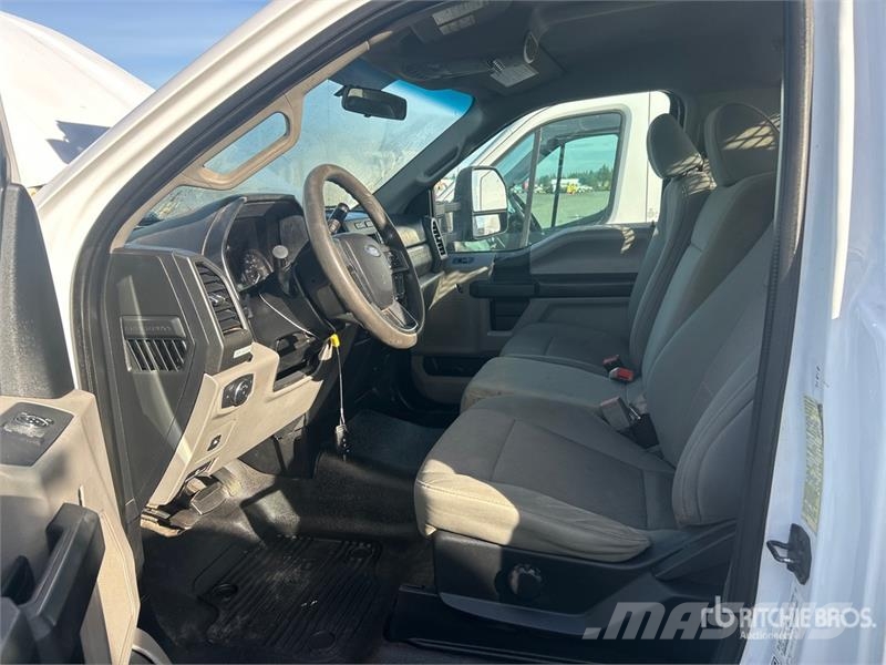Ford F-350 XL 4x4 Utility Truck Pick up/Dropside