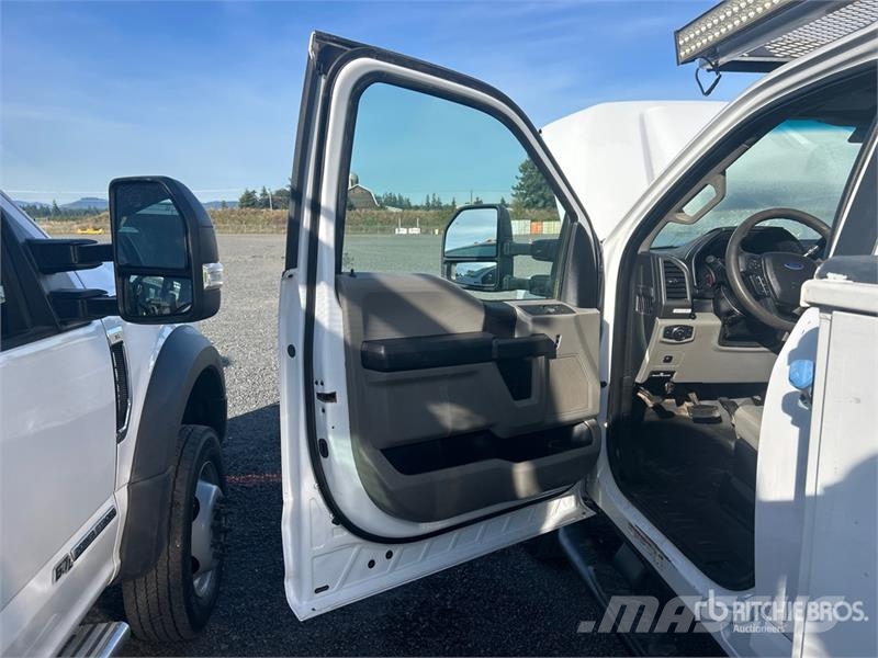 Ford F-350 XL 4x4 Utility Truck Pick up/Dropside