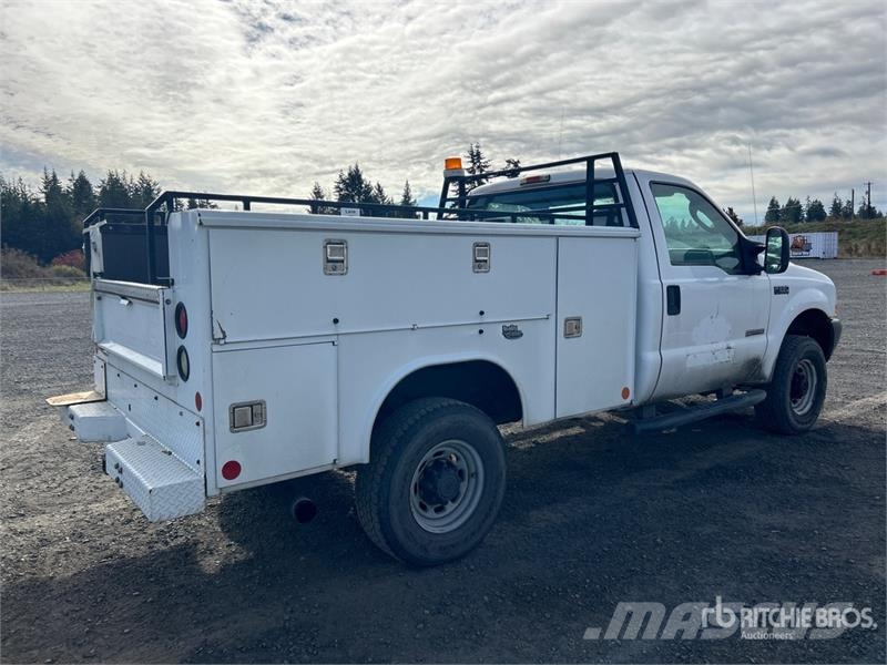 Ford F-350 XL 4x4 Utility Truck Vieglais kravas automobilis/izkraušana no sāniem