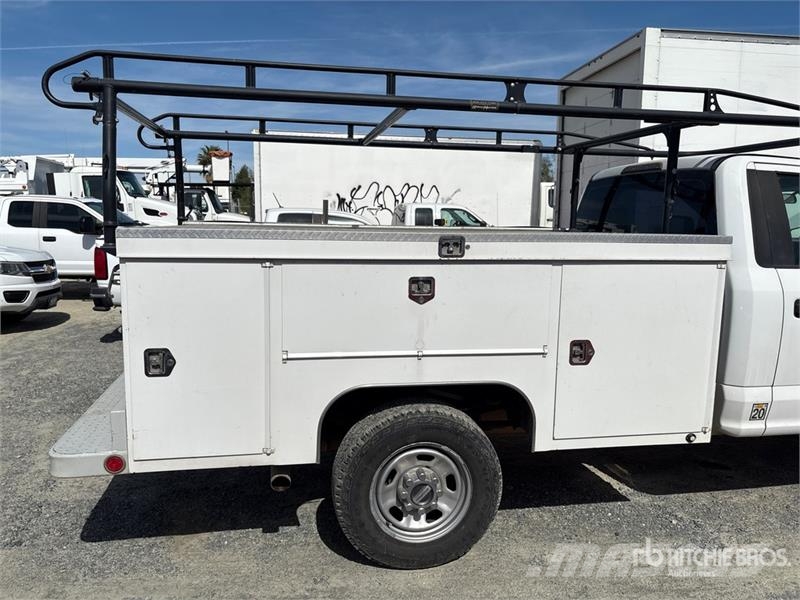Ford F-350 XL 4x4 Utility Truck Pick up/Dropside