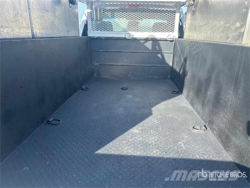 Ford F-350 XL 4x4 Utility Truck Pick up/Dropside