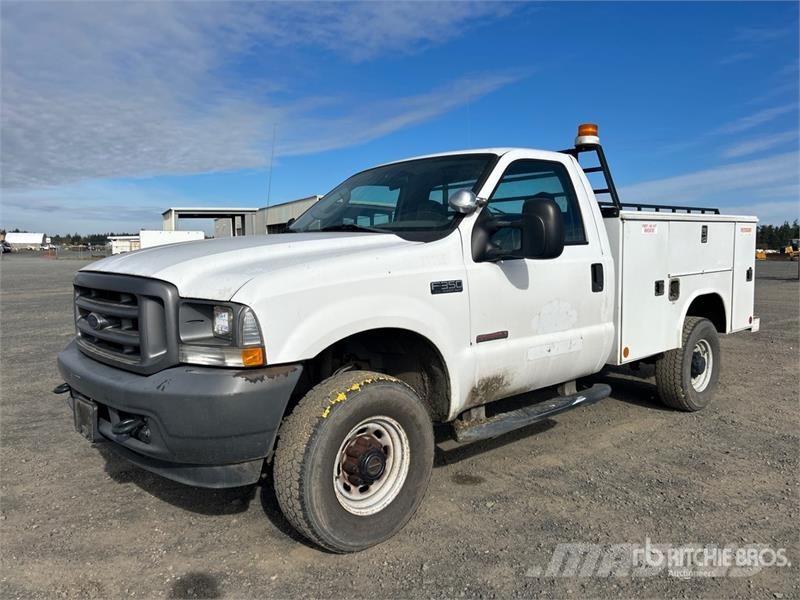 Ford F-350 XL 4x4 Utility Truck Vieglais kravas automobilis/izkraušana no sāniem