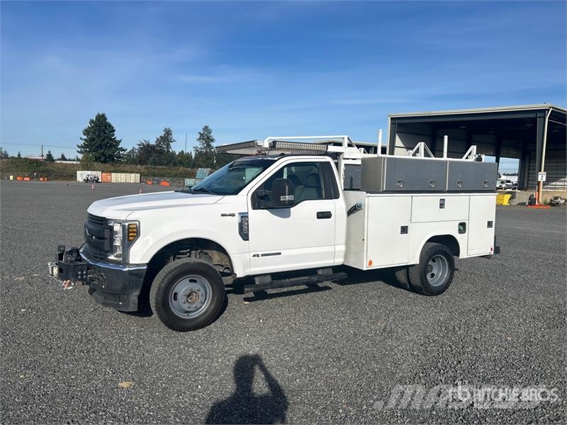 Ford F-350 XL 4x4 Utility Truck Pick up/Dropside