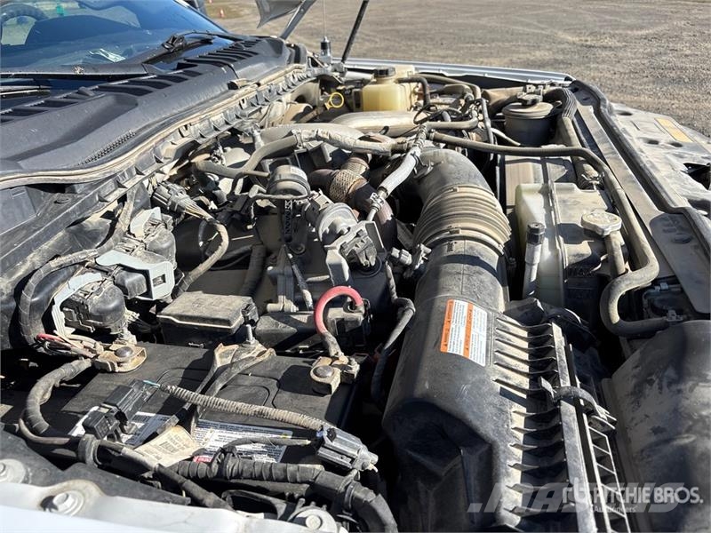 Ford F-350 XLT 4x4 Crew Cab Pickup Прочие фургоны