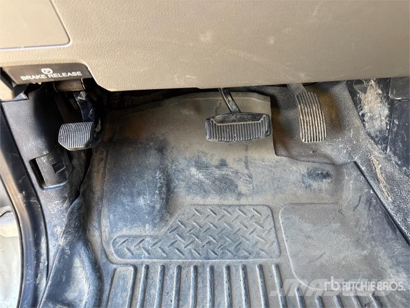 Ford F-350 XLT 4x4 Crew Cab Pickup Прочие фургоны