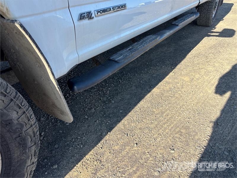 Ford F-350 XLT 4x4 Crew Cab Pickup Прочие фургоны