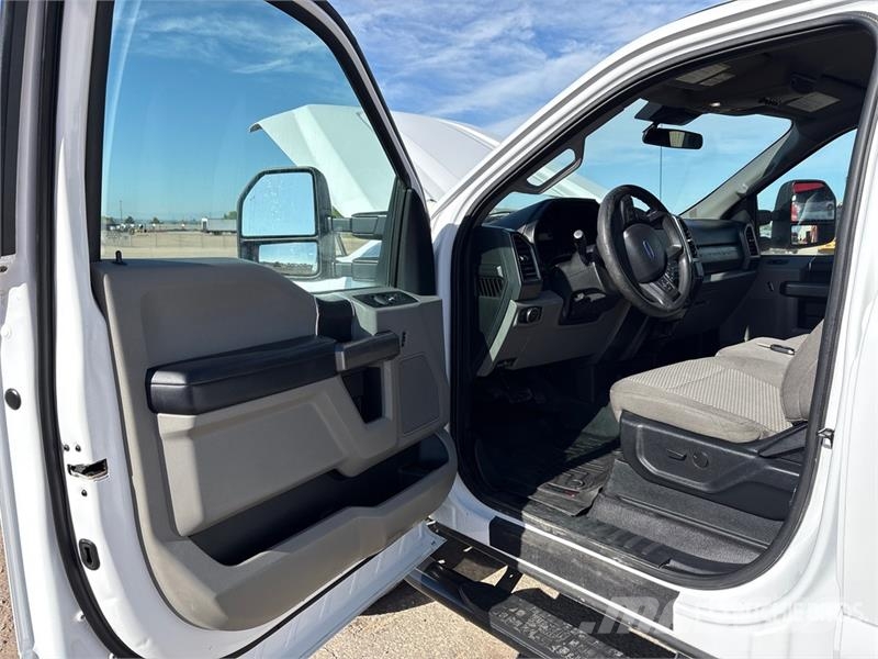 Ford F-350 XLT 4x4 Crew Cab Pickup Άλλα Vans