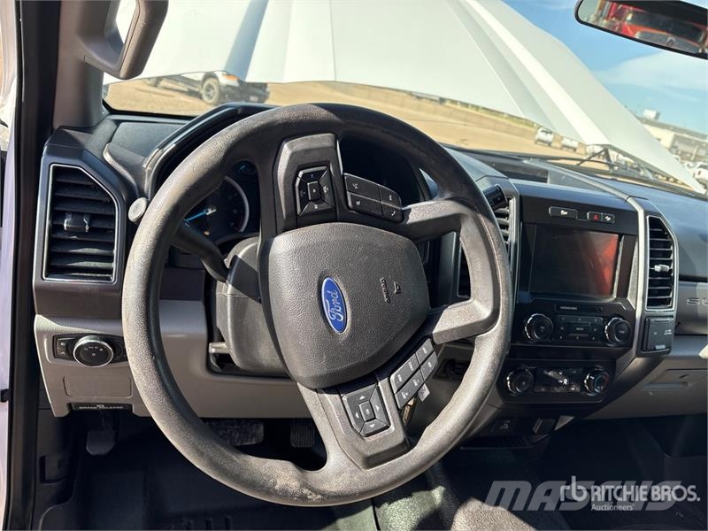 Ford F-350 XLT 4x4 Crew Cab Pickup Άλλα Vans