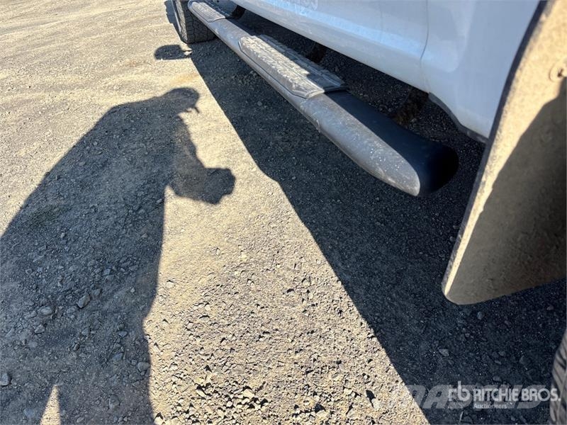 Ford F-350 XLT 4x4 Crew Cab Pickup Прочие фургоны