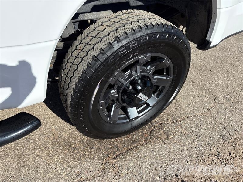 Ford F-350 XLT 4x4 Crew Cab Pickup Άλλα Vans