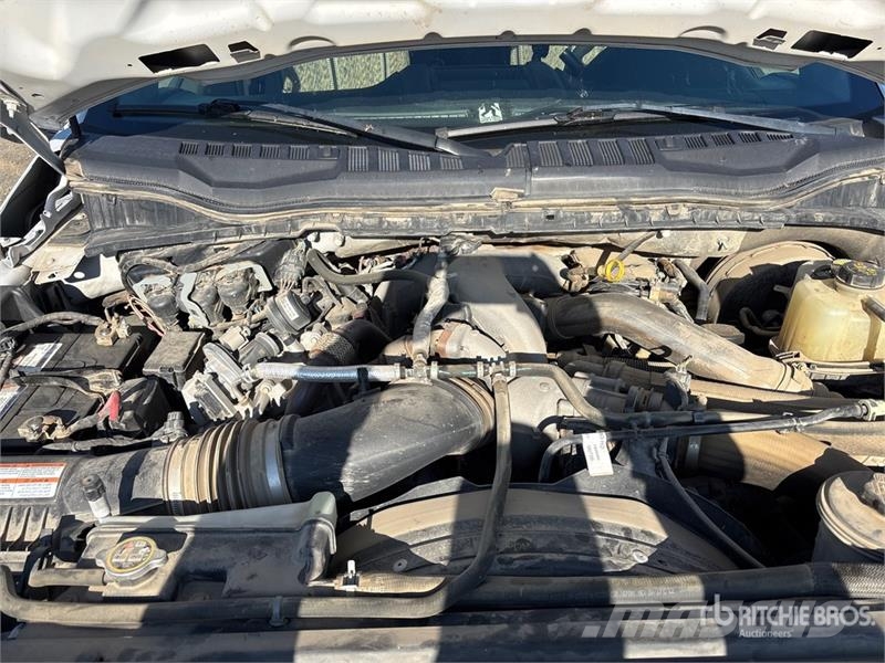 Ford F-350 XLT 4x4 Crew Cab Pickup Прочие фургоны