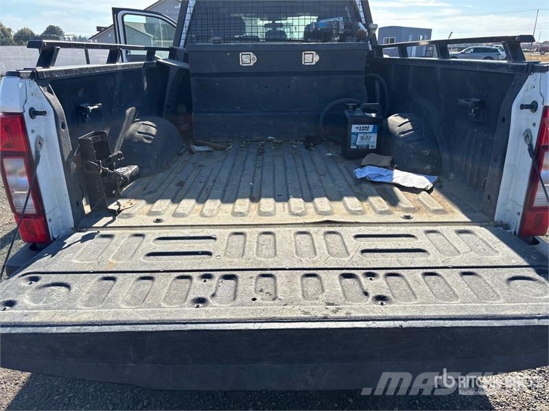 Ford F-350 XLT 4x4 Crew Cab Pickup Прочие фургоны