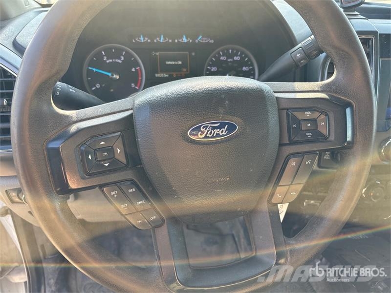 Ford F-350 XLT 4x4 Crew Cab Pickup Прочие фургоны
