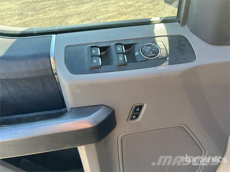 Ford F-350 XLT 4x4 Crew Cab Pickup Прочие фургоны
