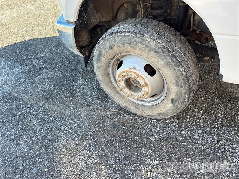 Ford F-350 XLT XL 4x4 Crew Cab Service Truck Komunalna vozila