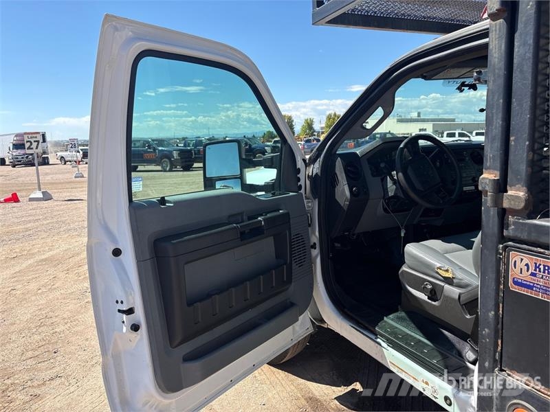 Ford F-450 Pick up/Valník