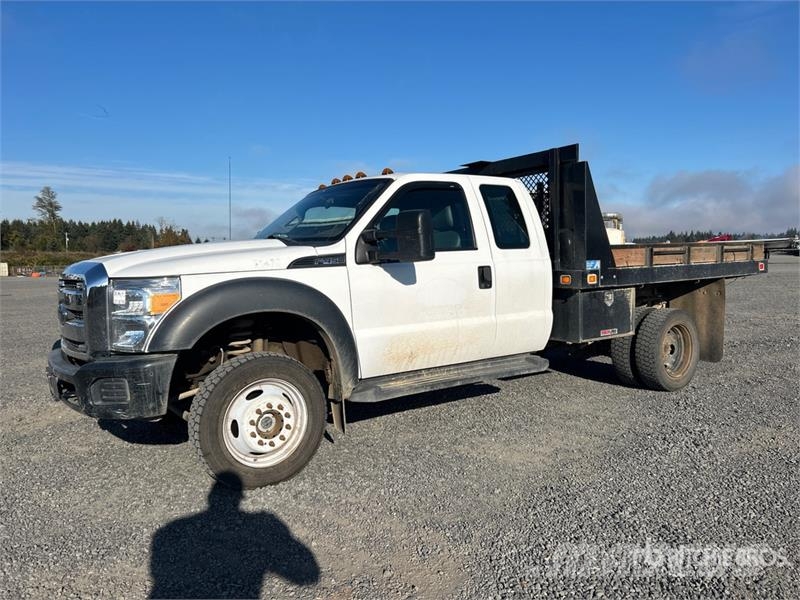 Ford F-450 Pašizgāzējs