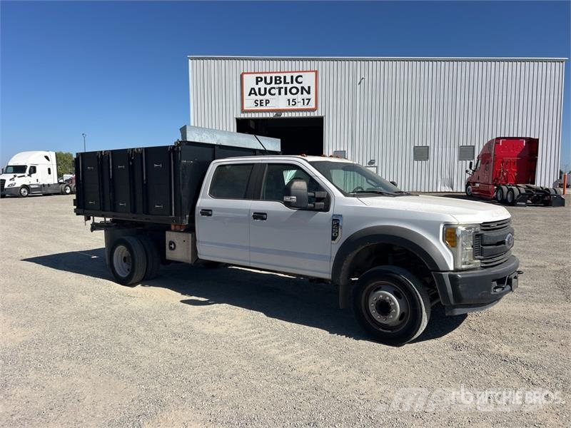 Ford F-450 自卸式货车