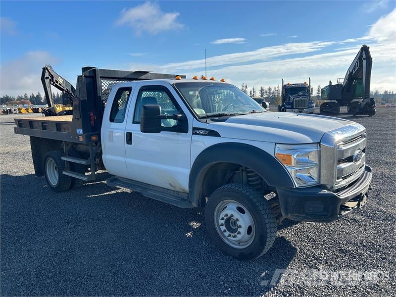 Ford F-450 Pašizgāzējs