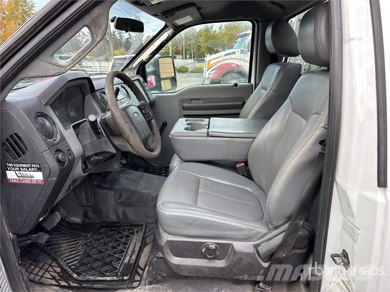 Ford F-450 Platformas/izkraušana no sāniem