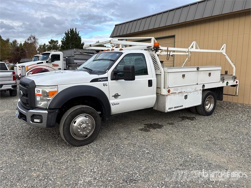 Ford F-450 Platformas/izkraušana no sāniem