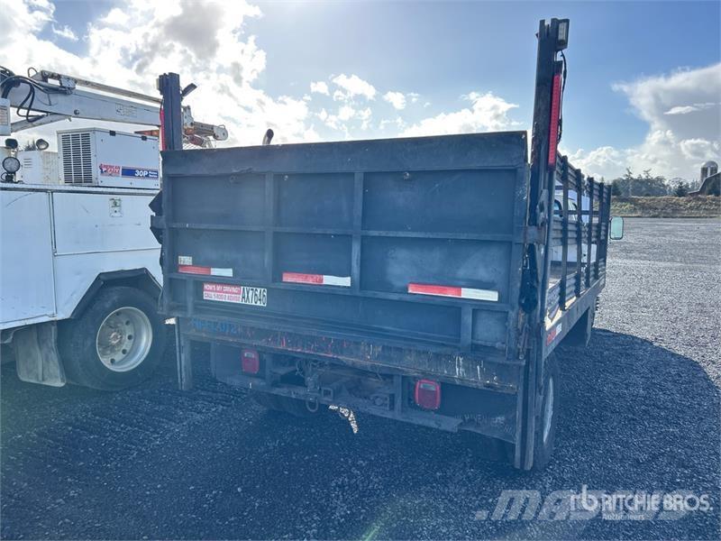 Ford F-450 Platformas/izkraušana no sāniem