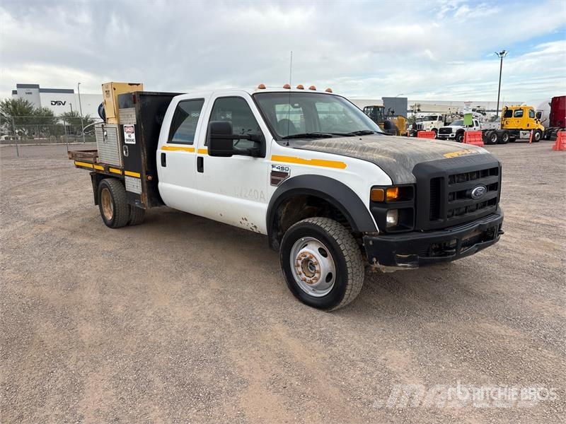 Ford F-450 Platós / Ponyvás teherautók