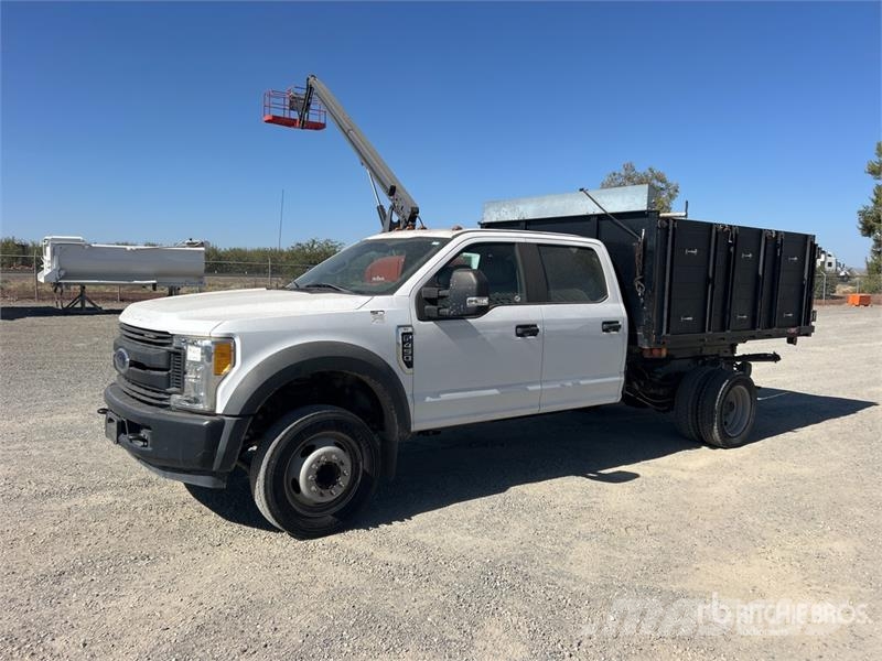 Ford F-450 自卸式货车