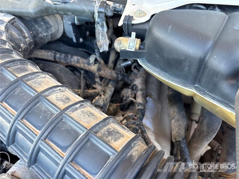 Ford F-450 Platformas/izkraušana no sāniem