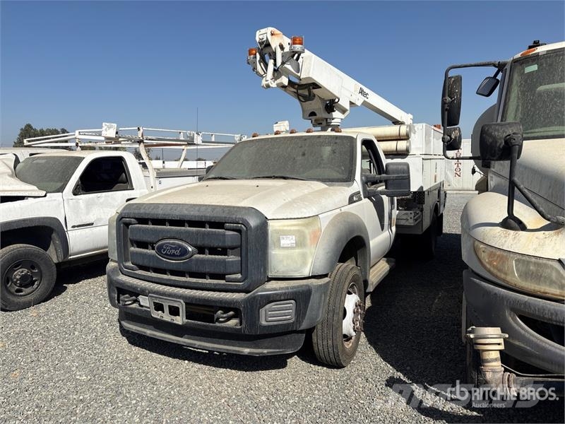 Ford F-450 Plataformas sobre camión