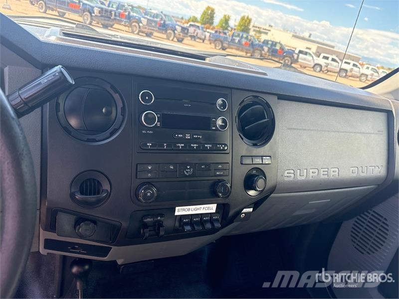 Ford F-450 Pick up/Valník
