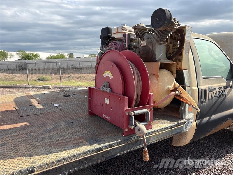 Ford F-450 Flatbed kamyonlar