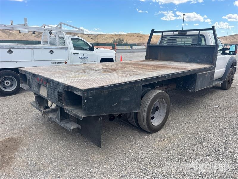 Ford F-450 Camion plateau