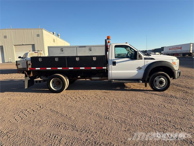 Ford F-450 Platformas/izkraušana no sāniem