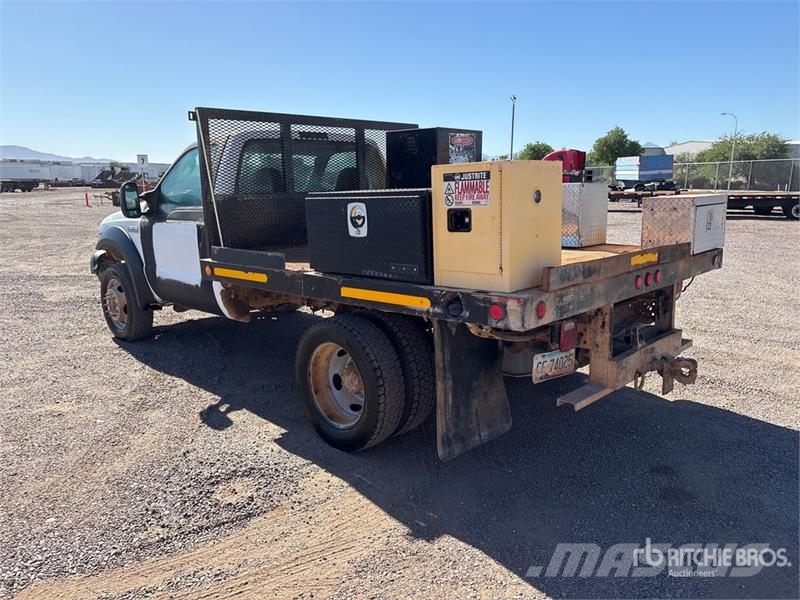 Ford F-450 Platformas/izkraušana no sāniem