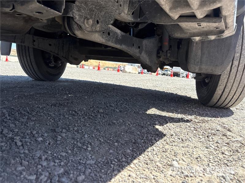 Ford F-450 플랫베드/드롭사이드 트럭
