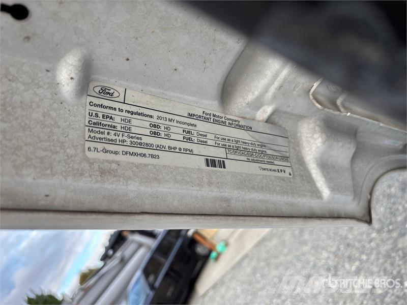 Ford F-450 Platformas/izkraušana no sāniem