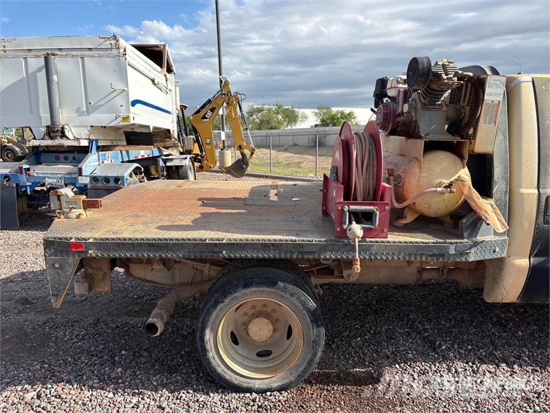 Ford F-450 Flatbed kamyonlar