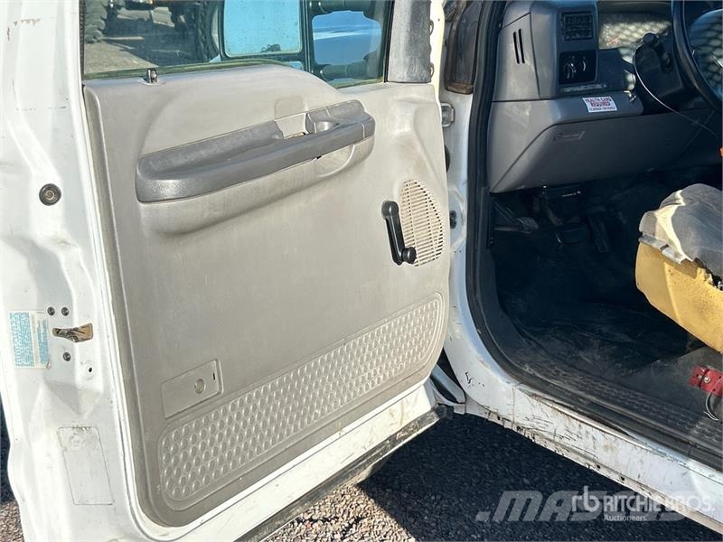 Ford F-450 Φορτηγά Kαρότσα με ανοιγόμενα πλαϊνά