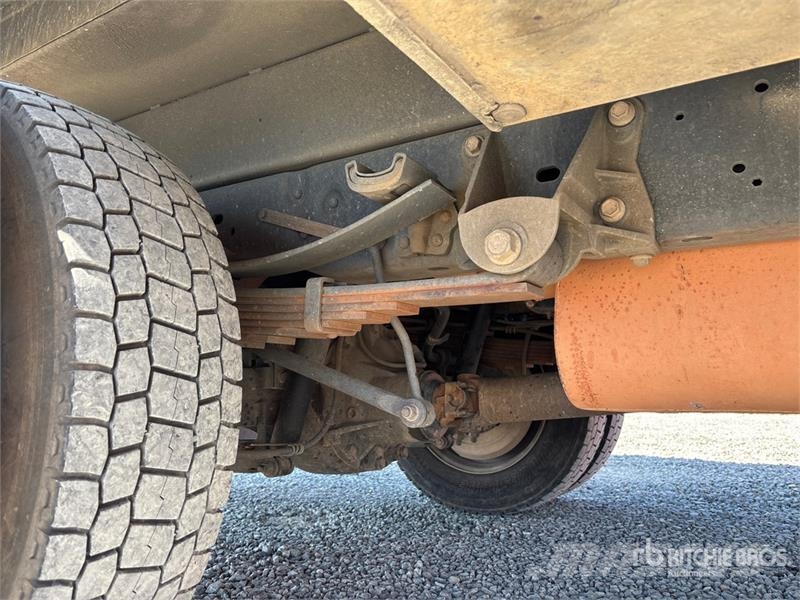 Ford F-450 المنصات الهوائية المثبتة على شاحنة