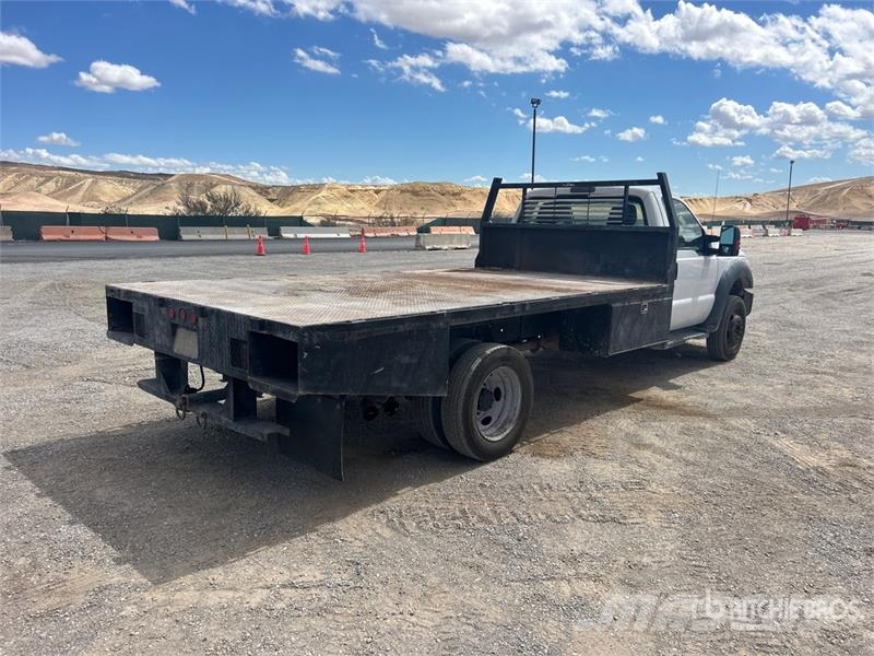 Ford F-450 Camion plateau