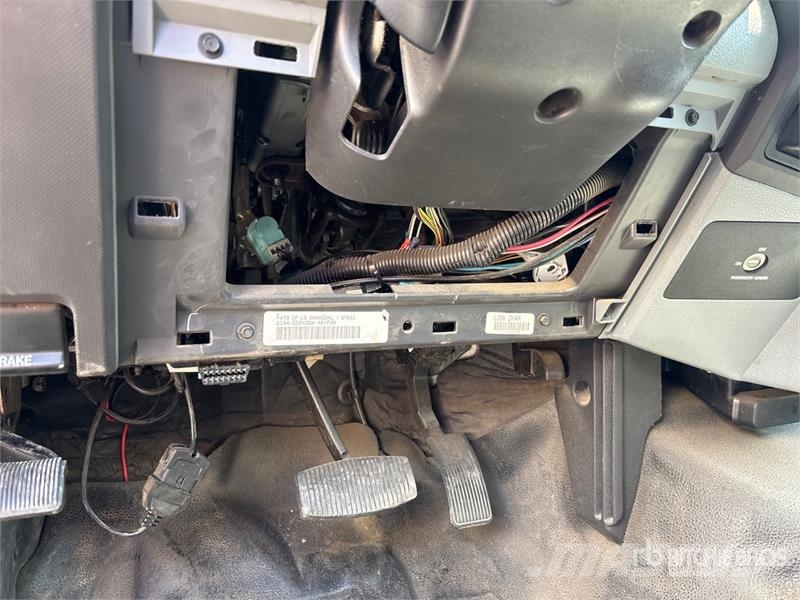 Ford F-450 المنصات الهوائية المثبتة على شاحنة
