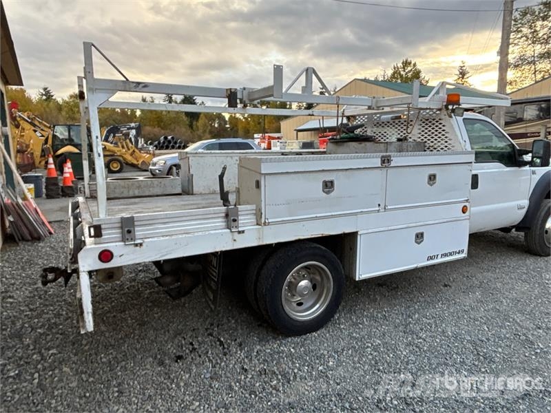 Ford F-450 Platformas/izkraušana no sāniem