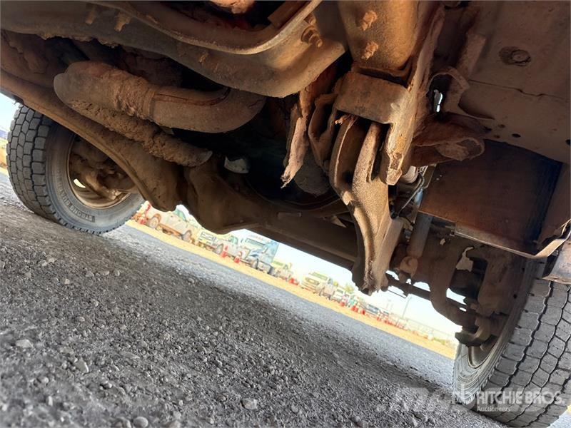 Ford F-450 Platformas/izkraušana no sāniem