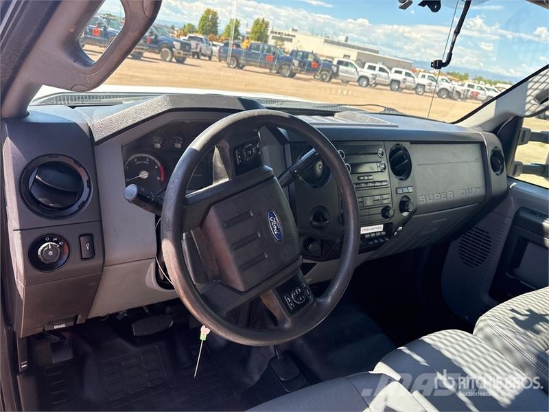 Ford F-450 Pick up/Valník